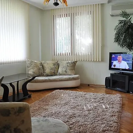 ники Apartamento Pomorie